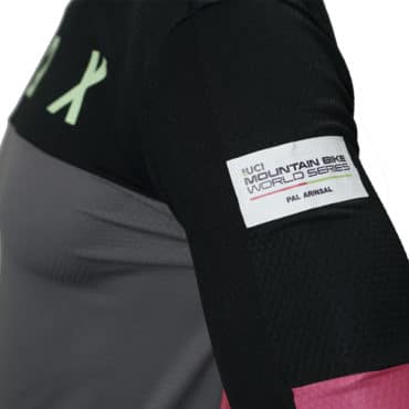 Mallot Tècnic Defend LS Màniga llarga Home 2023 Edició: UCI Bike Park Pal Arinsal