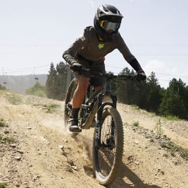 Mallot Tècnic DEFEND RACE LS Màniga llarga Dona 2023 Edició: UCI MTB World Cup Park Pal Arinsal